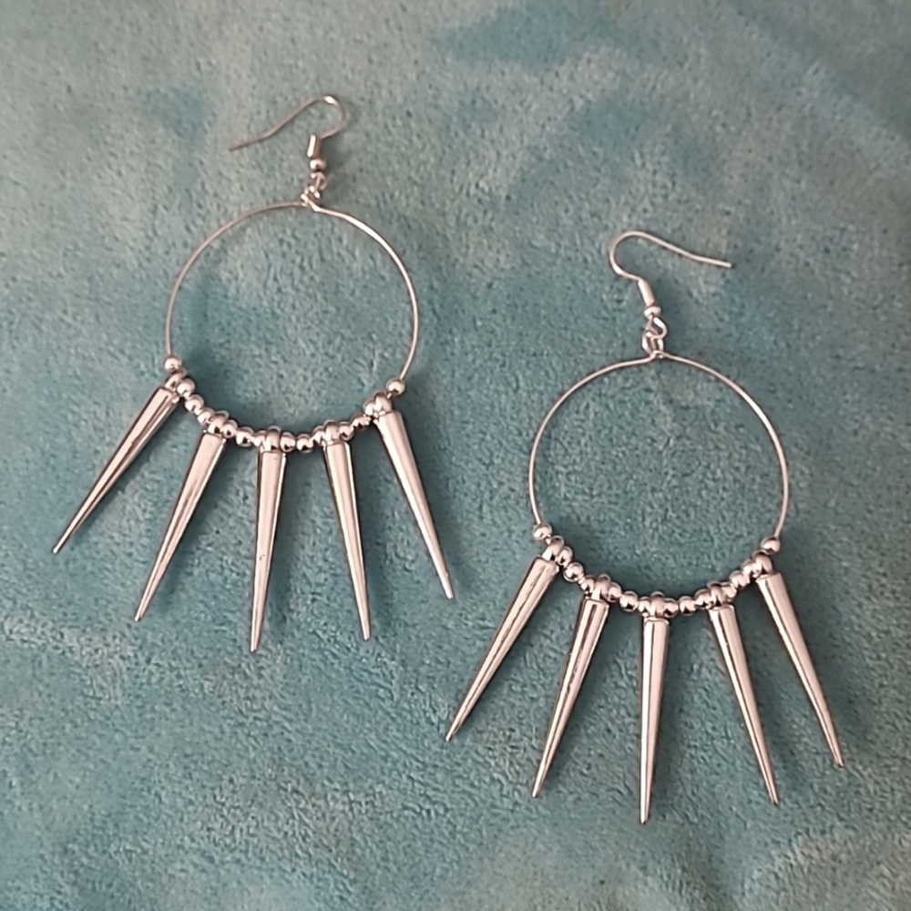 1 LEFT! Spike Earrings